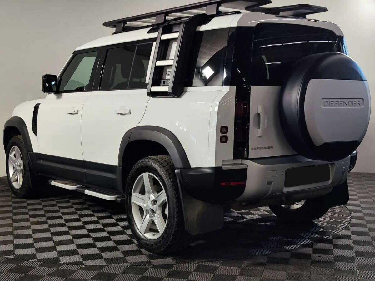 Land Rover Defender 2021 года с пробегом. Фото: #3