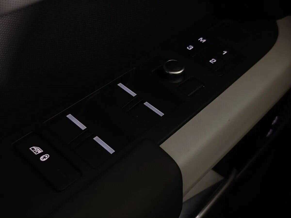 Land Rover Defender 2021 года с пробегом. Фото: #17