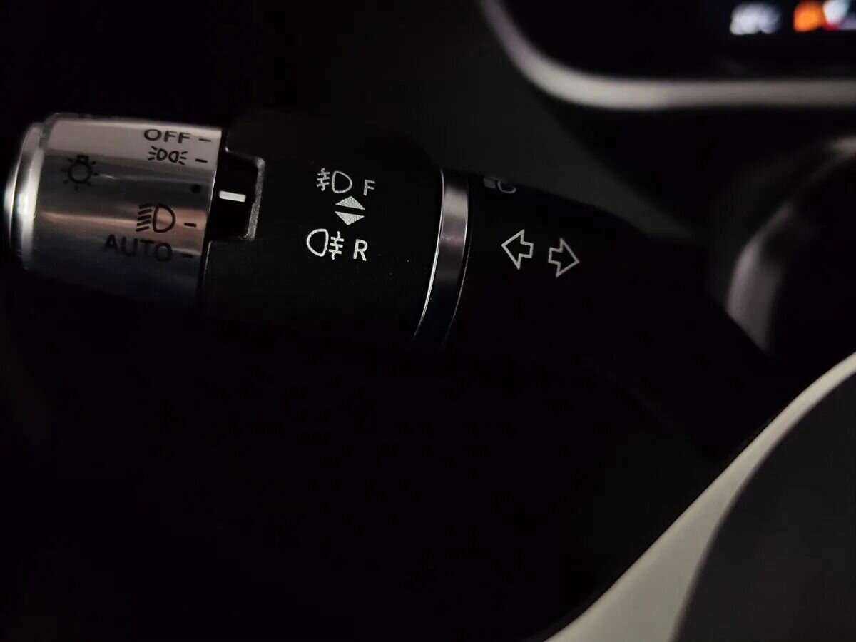 Land Rover Defender 2021 года с пробегом. Фото: #18