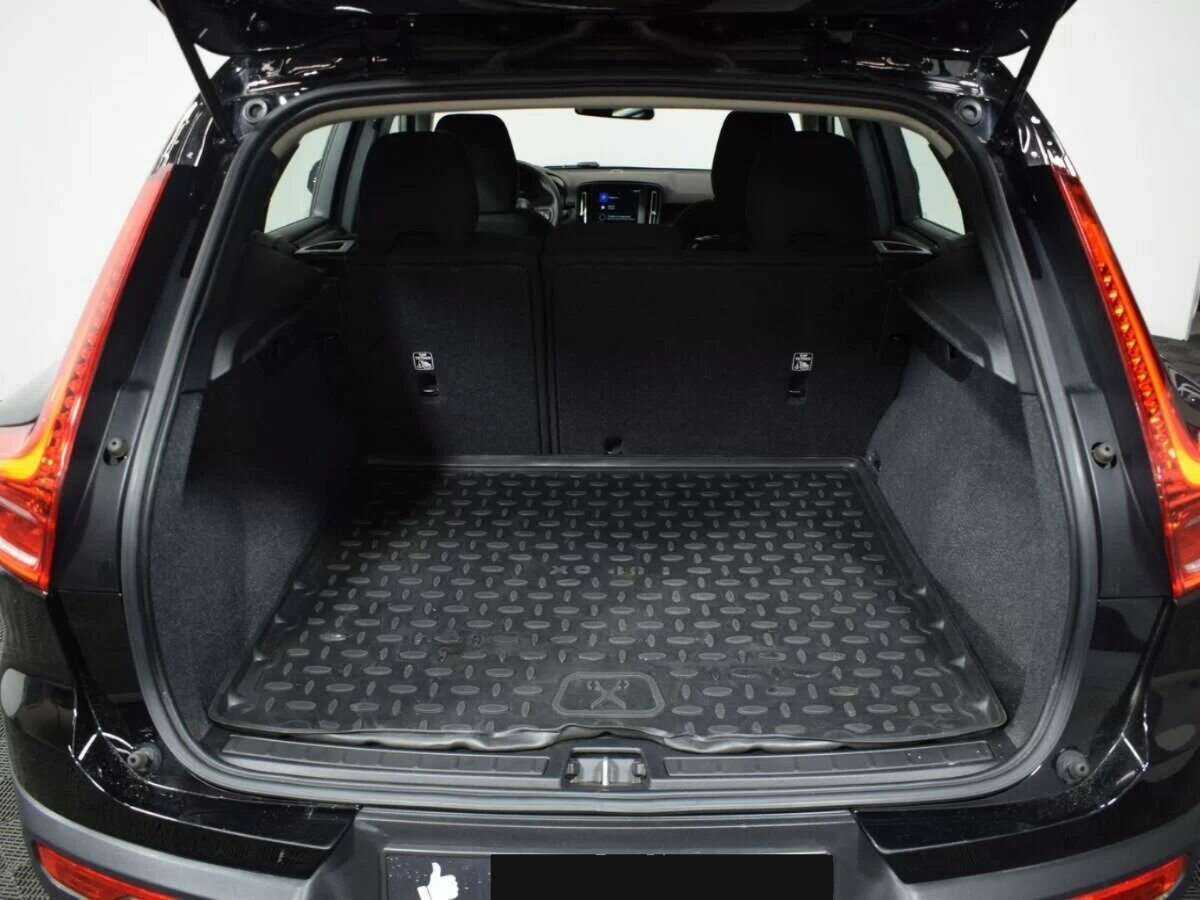 Volvo XC40 2019 года с пробегом. Фото: #6