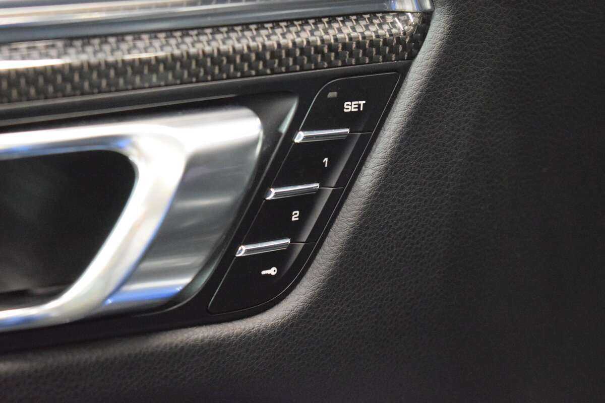 Porsche Macan 2015 года с пробегом. Фото: #7