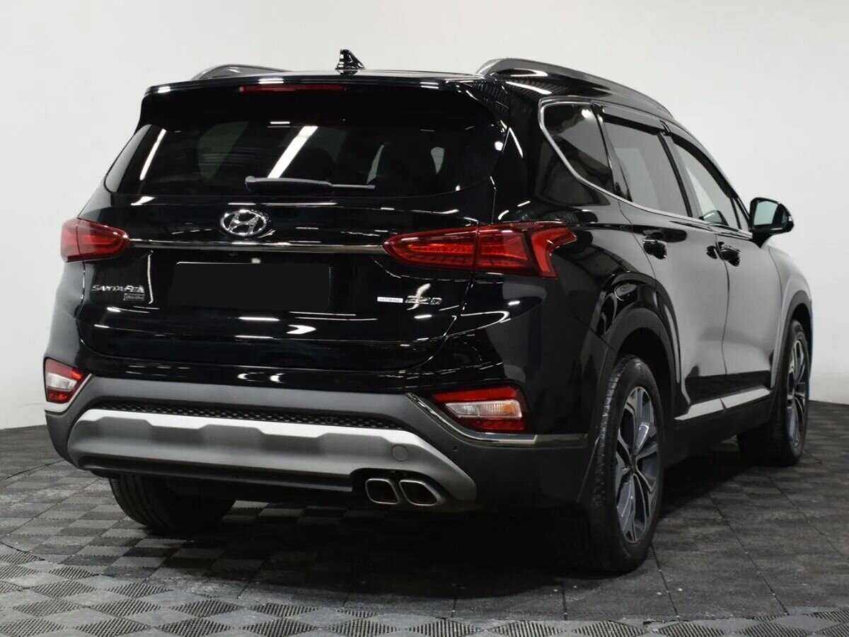 Hyundai Santa Fe 2019 года с пробегом. Фото: #4