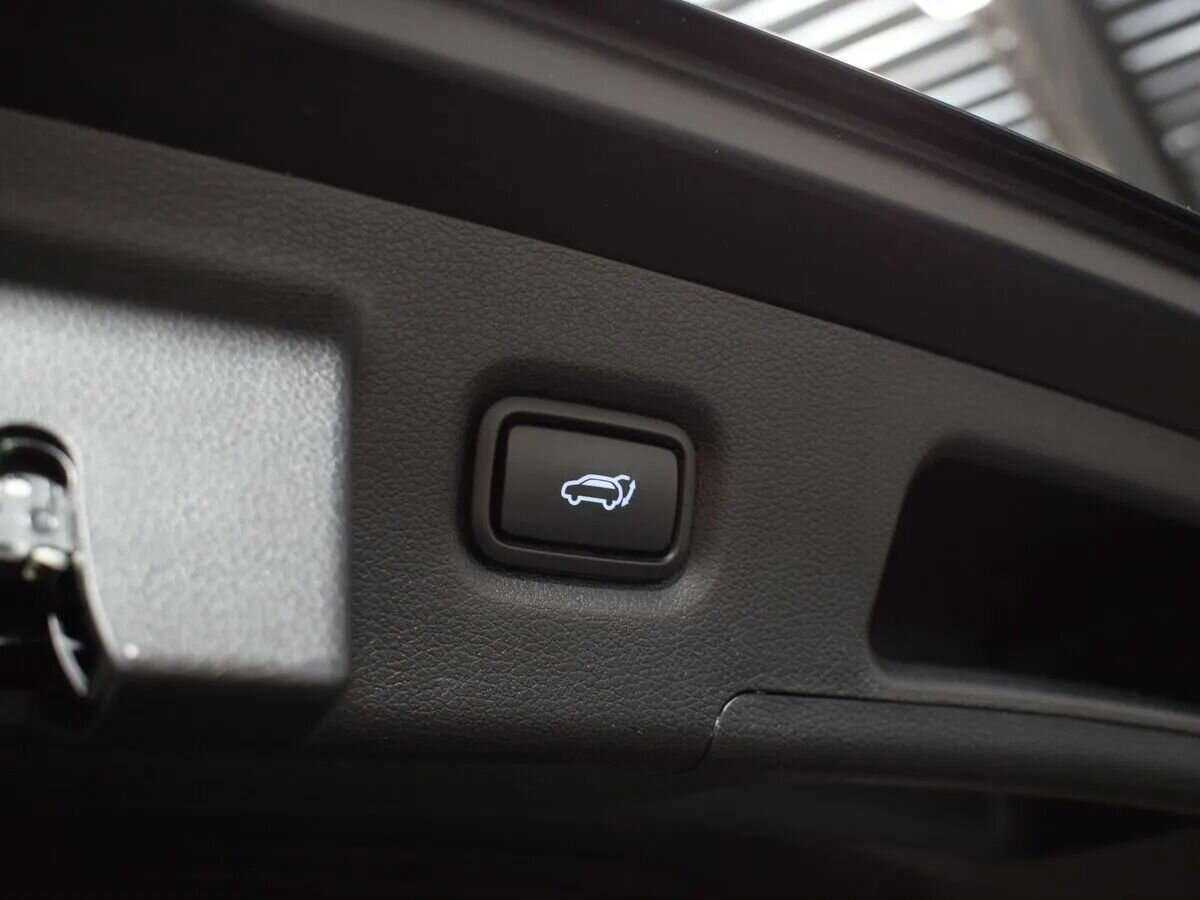 Hyundai Santa Fe 2019 года с пробегом. Фото: #7