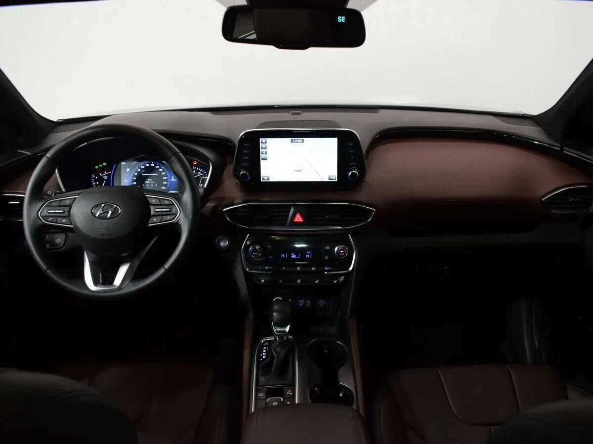 Hyundai Santa Fe 2019 года с пробегом. Фото: #12