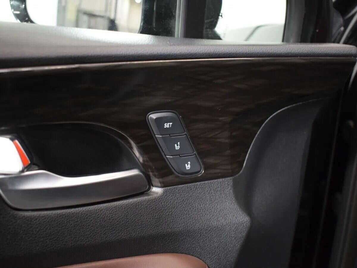 Hyundai Santa Fe 2019 года с пробегом. Фото: #25