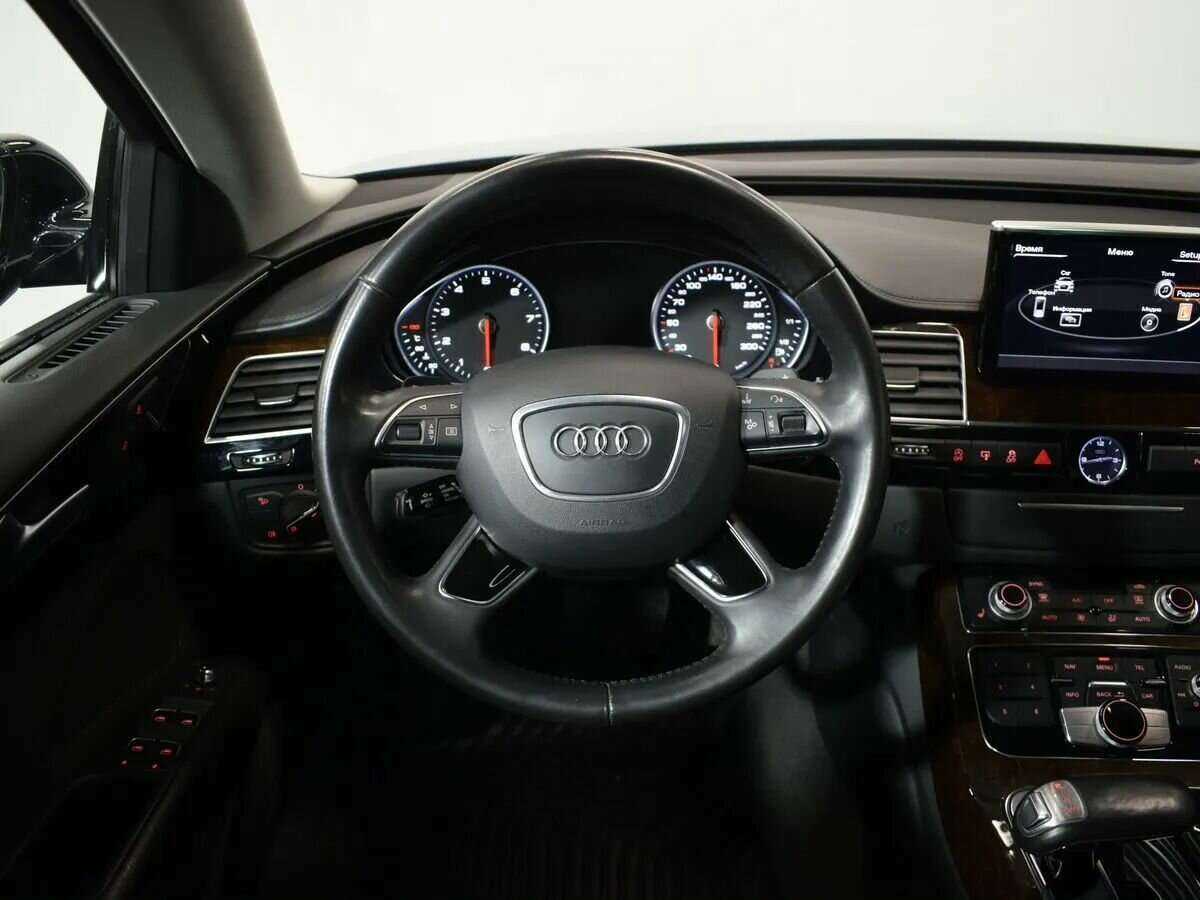 Audi A8 2015 года с пробегом. Фото: #12