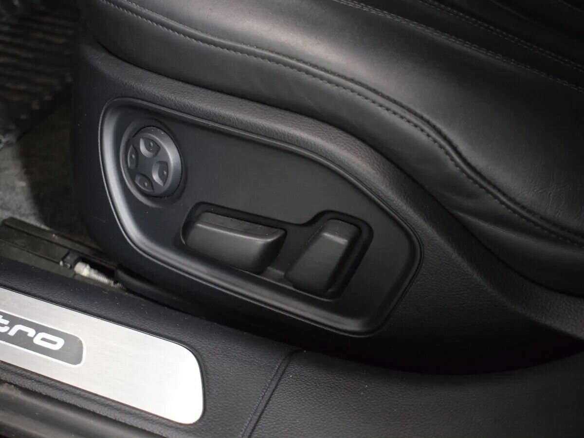 Audi A8 2015 года с пробегом. Фото: #24