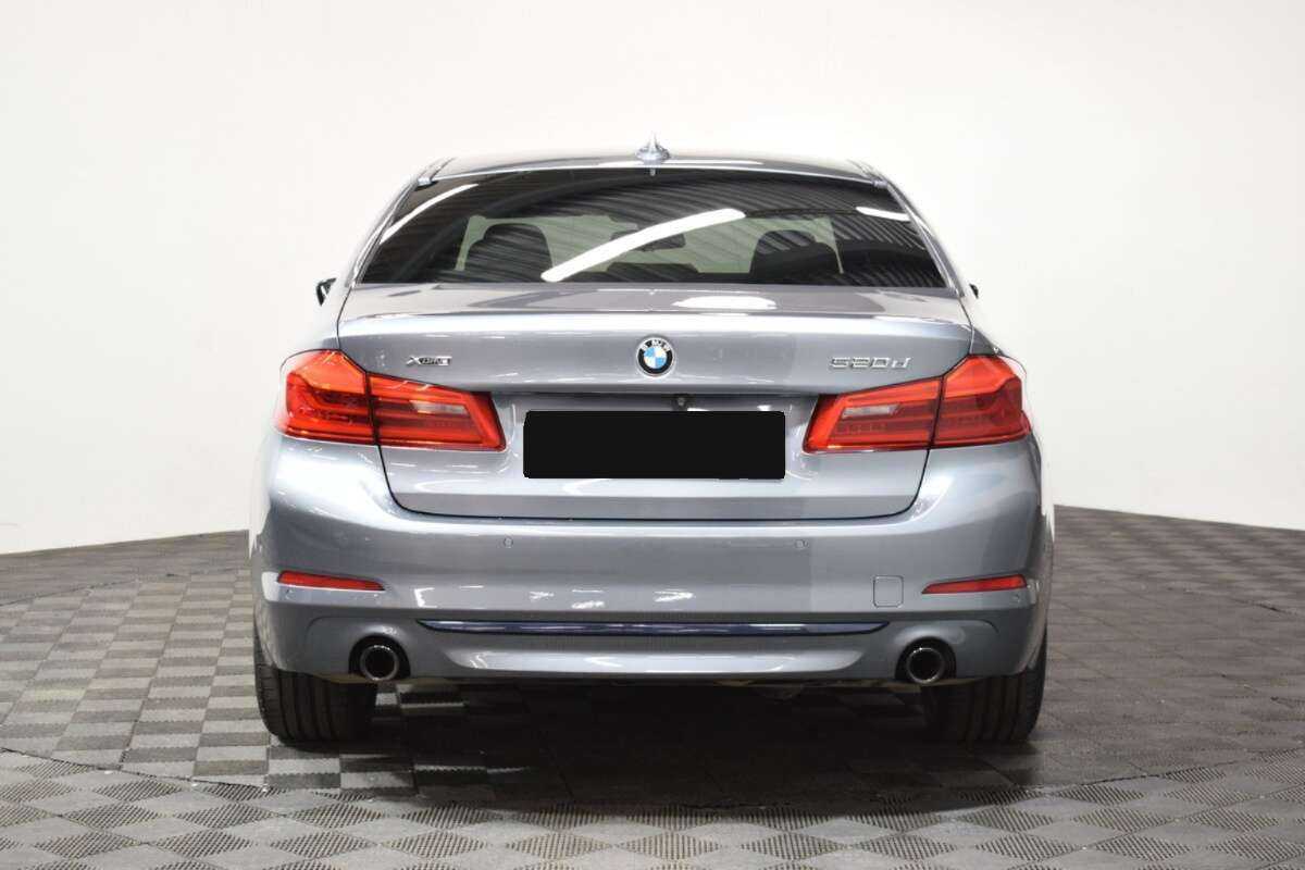 BMW 5 серии 2019 года с пробегом. Фото: #4