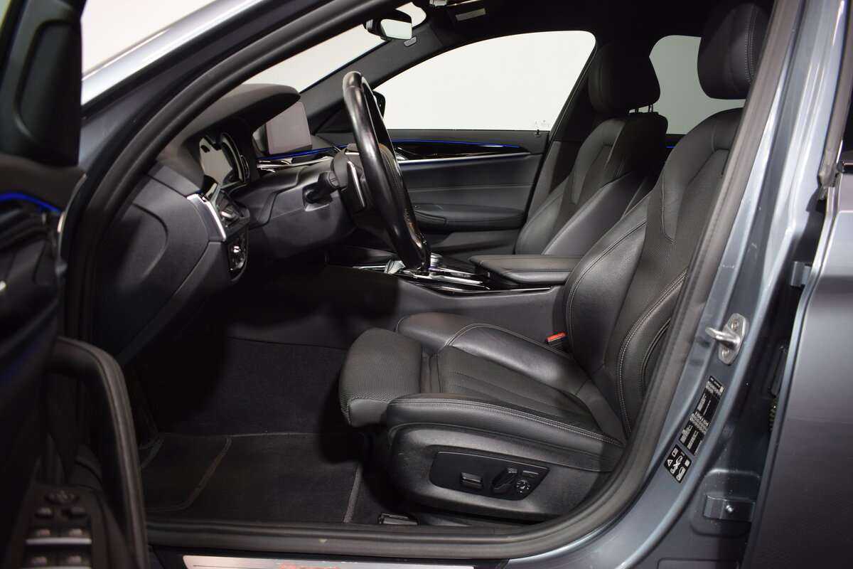 BMW 5 серии 2019 года с пробегом. Фото: #13