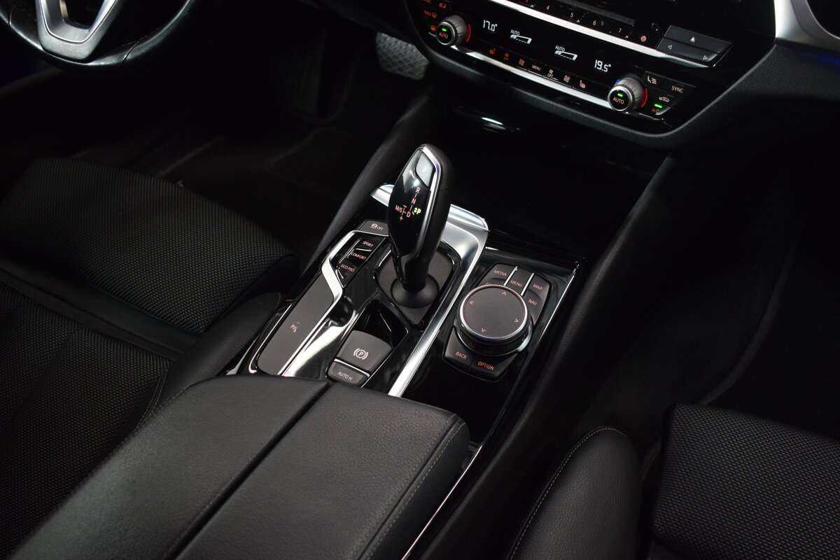 BMW 5 серии 2019 года с пробегом. Фото: #21