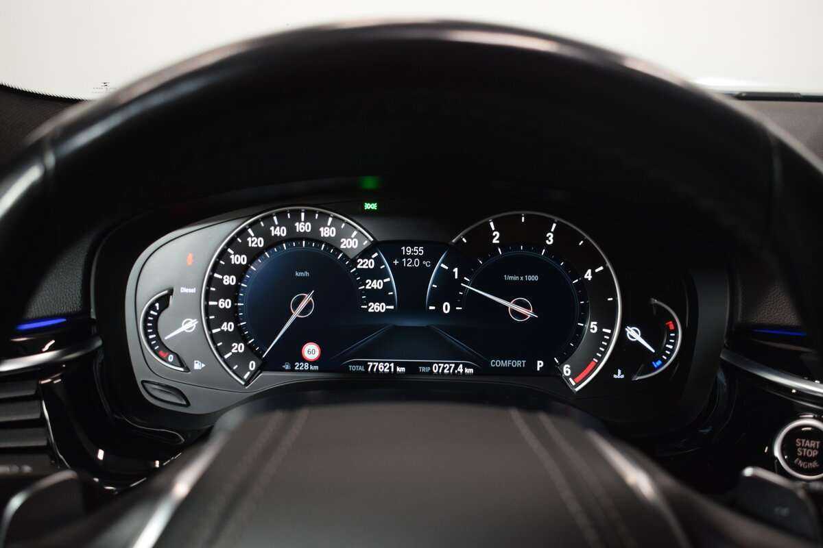 BMW 5 серии 2019 года с пробегом. Фото: #22