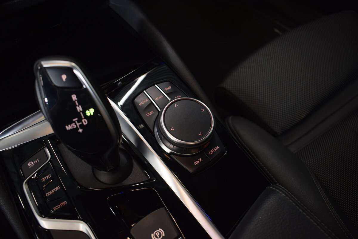 BMW 5 серии 2019 года с пробегом. Фото: #29