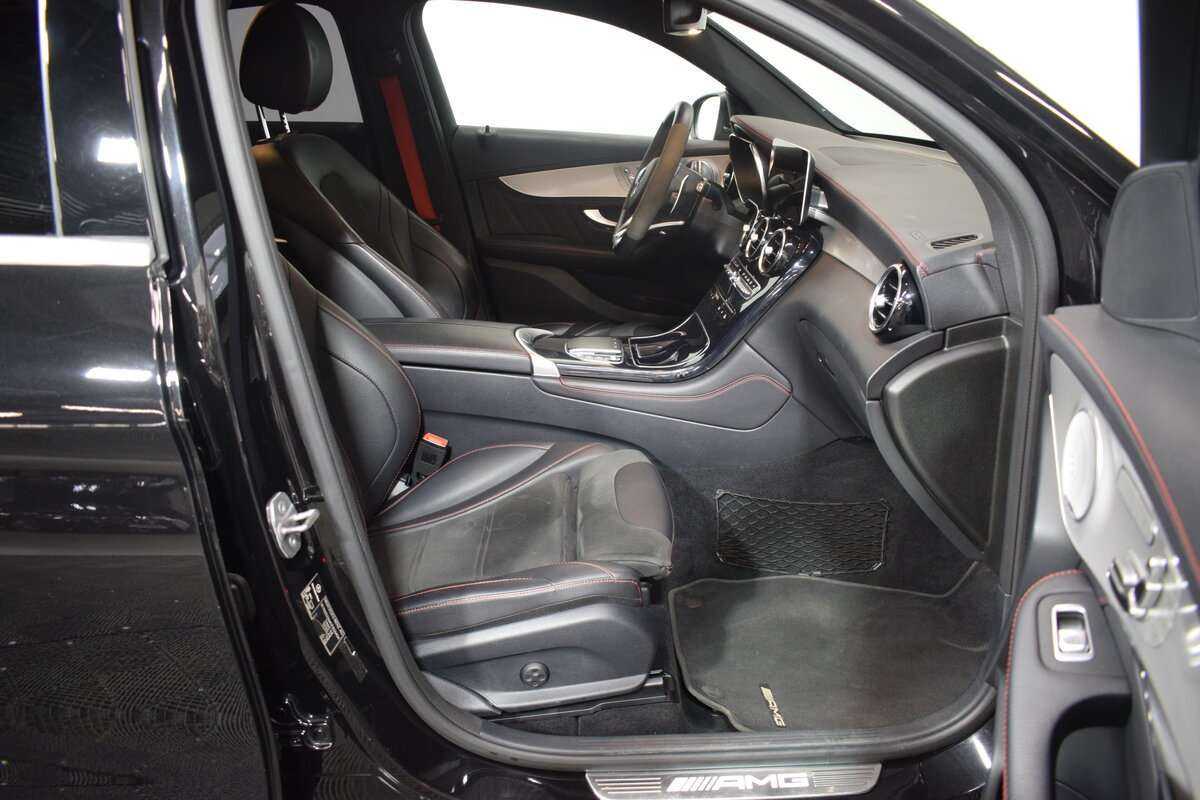 Mercedes-Benz GLC Coupe AMG 2020 года с пробегом. Фото: #11