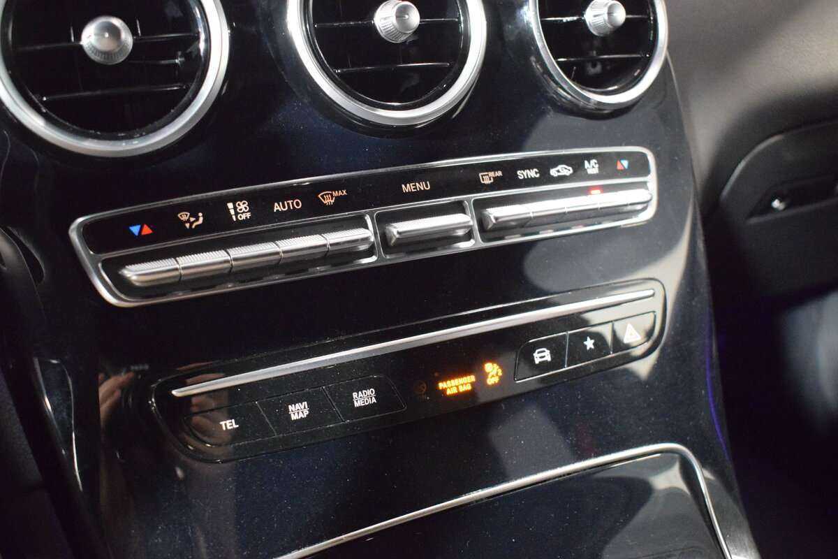 Mercedes-Benz GLC Coupe AMG 2020 года с пробегом. Фото: #18