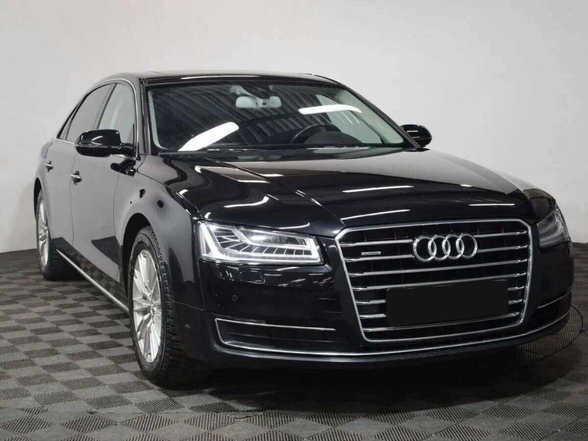 Audi A8 2015 года с пробегом. Фото: #1
