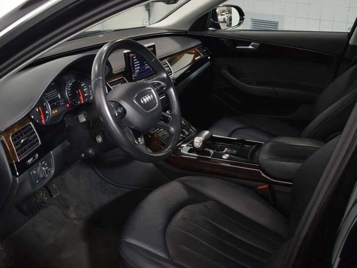 Audi A8 2015 года с пробегом. Фото: #4
