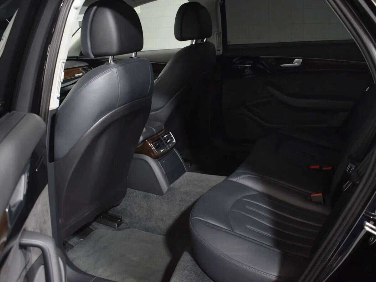 Audi A8 2015 года с пробегом. Фото: #7