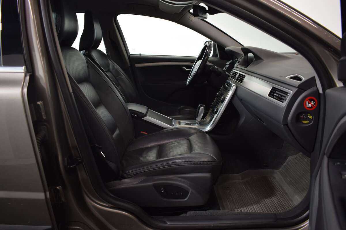 Volvo XC70 2012 года с пробегом. Фото: #19