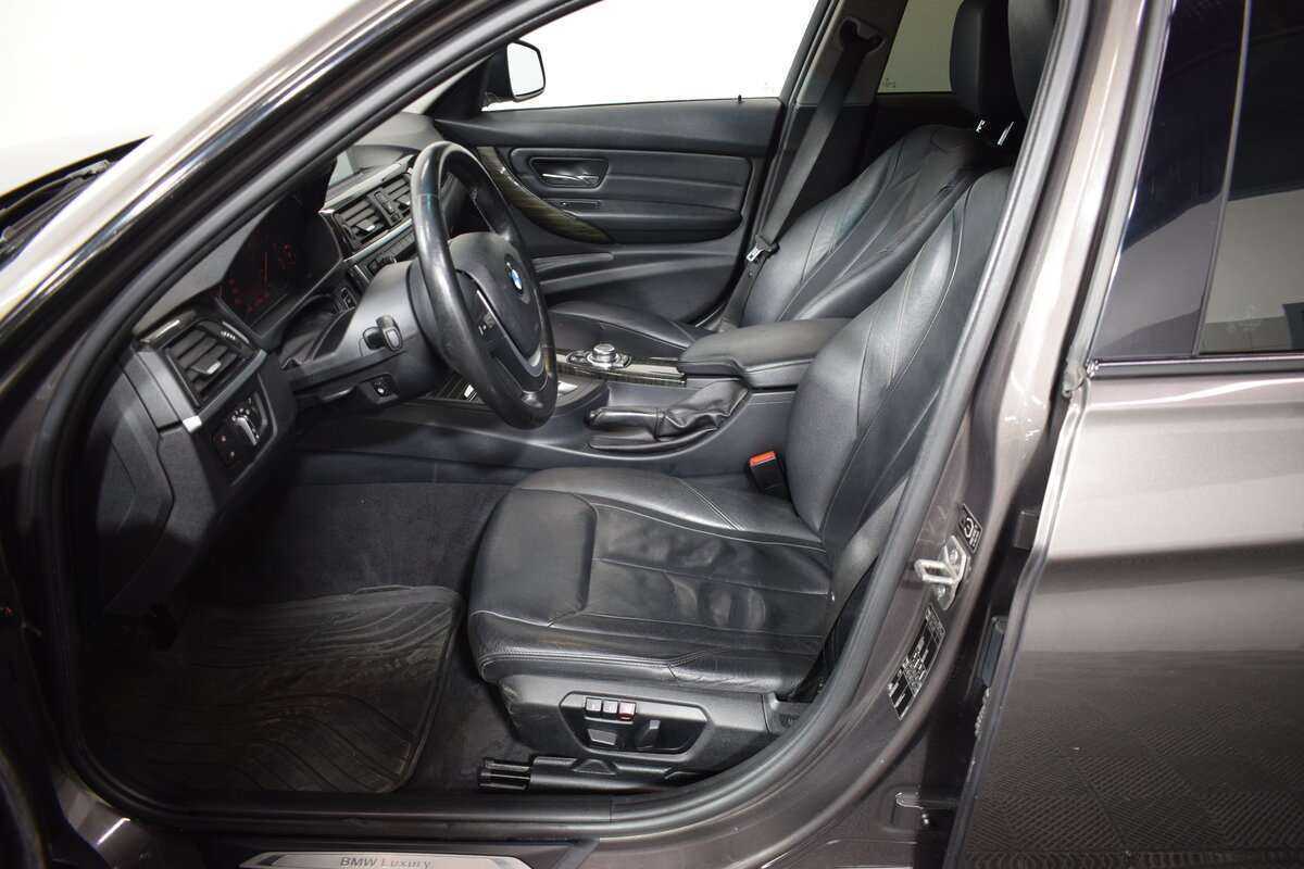 BMW 3 серии 2012 года с пробегом. Фото: #8