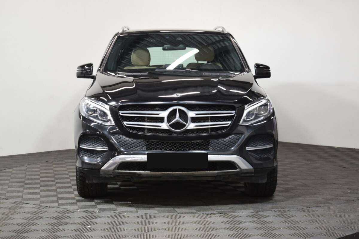 Mercedes-Benz GLE 2018 года с пробегом. Фото: #1