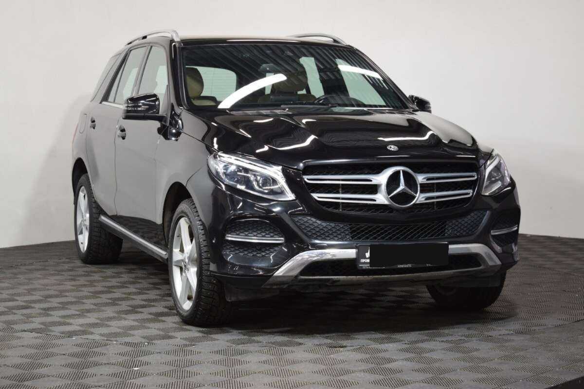 Mercedes-Benz GLE 2018 года с пробегом. Фото: #2
