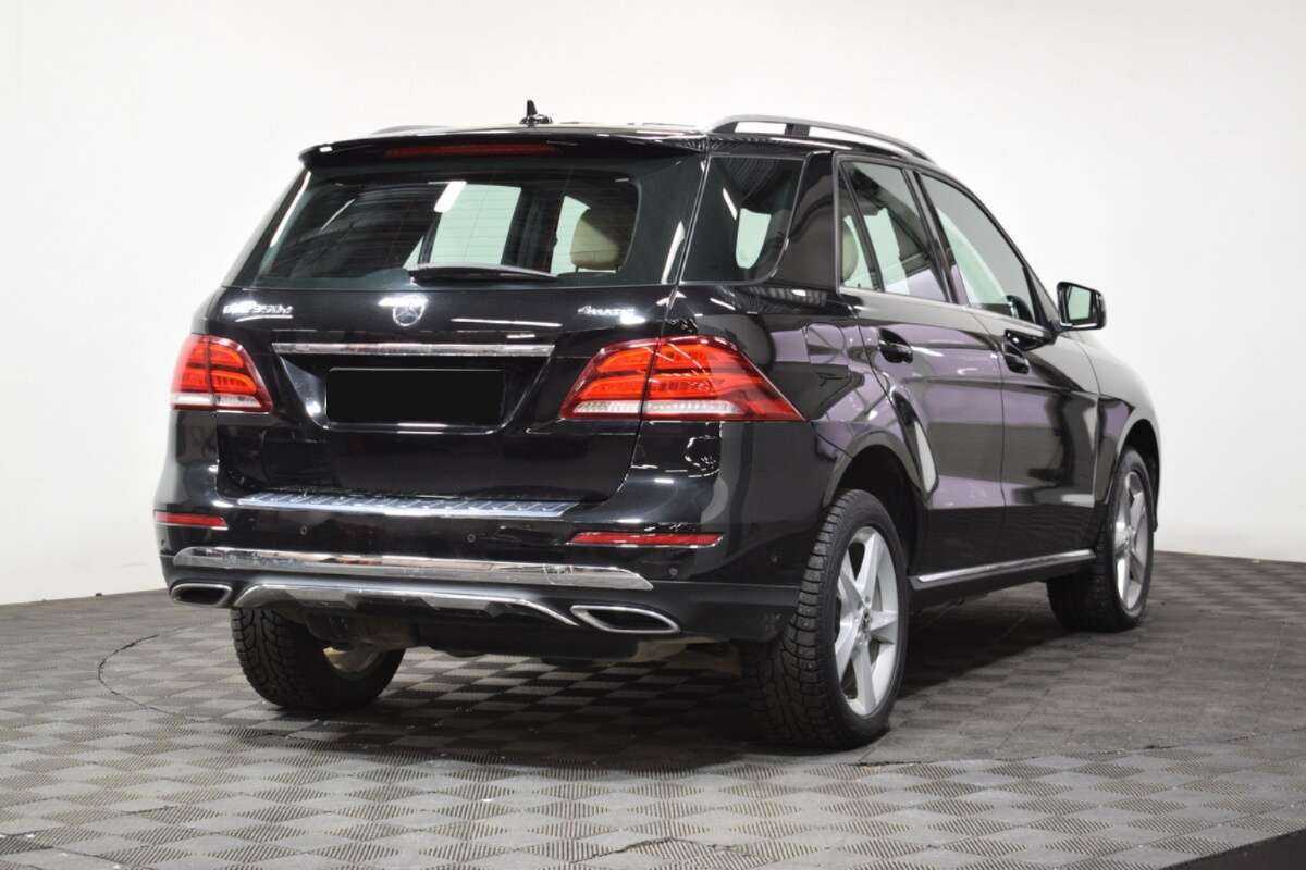 Mercedes-Benz GLE 2018 года с пробегом. Фото: #3