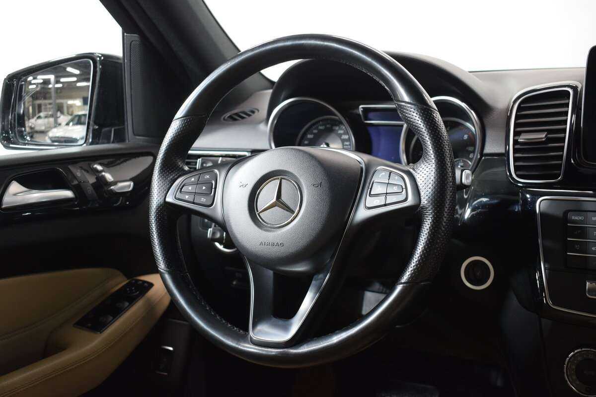 Mercedes-Benz GLE 2018 года с пробегом. Фото: #12