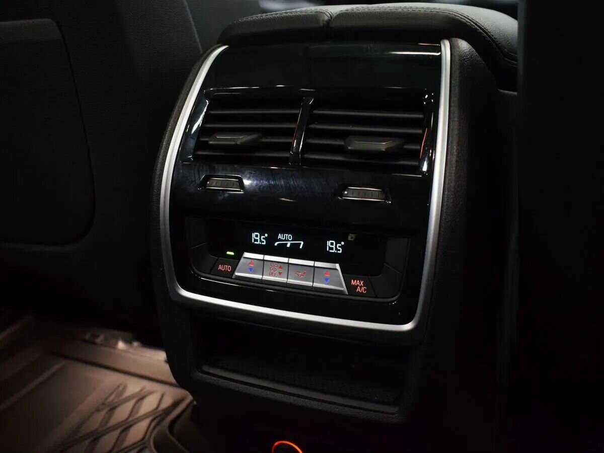 BMW X7 2019 года с пробегом. Фото: #18