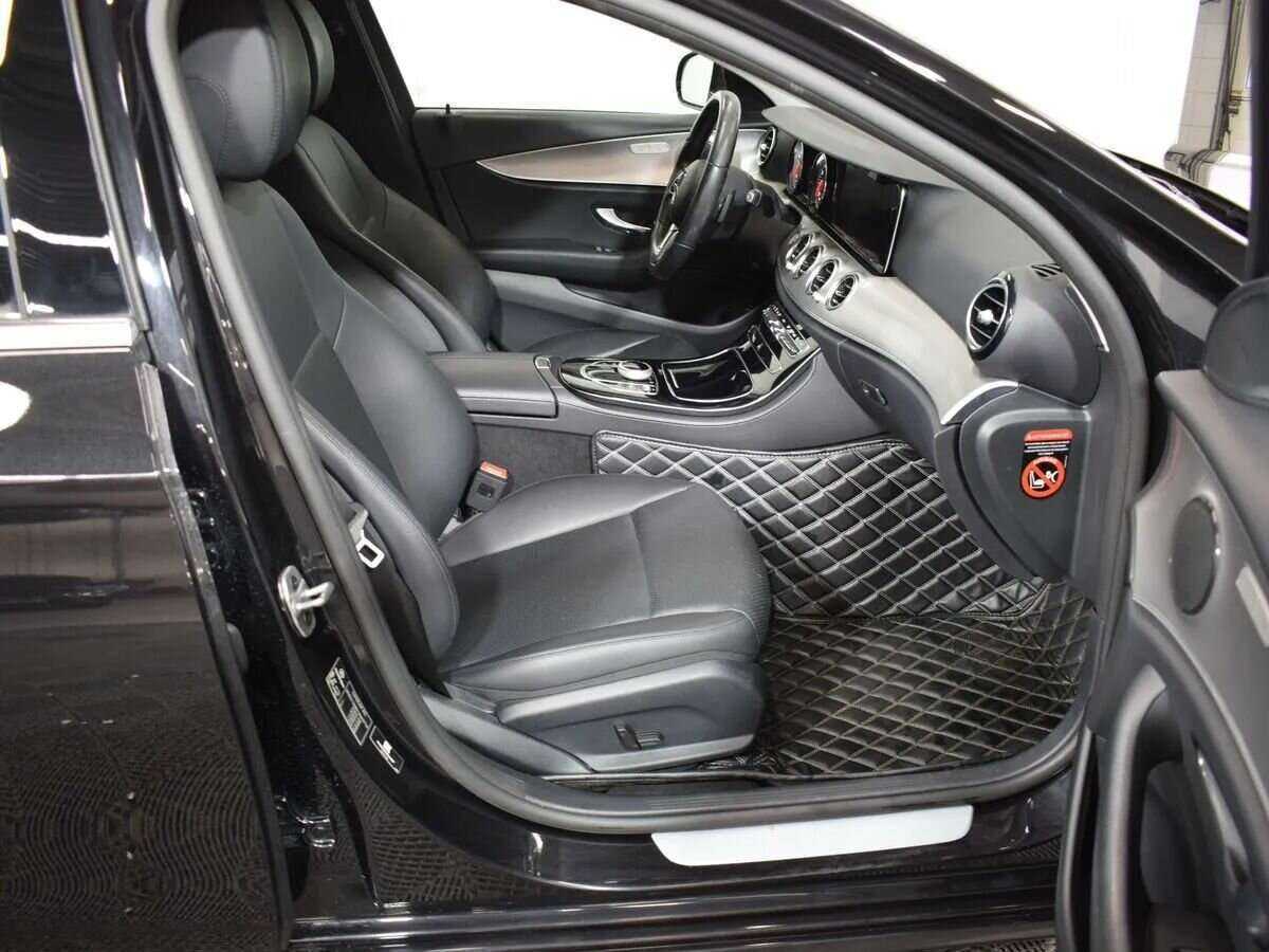 Mercedes-Benz E-Класс 2019 года с пробегом. Фото: #12