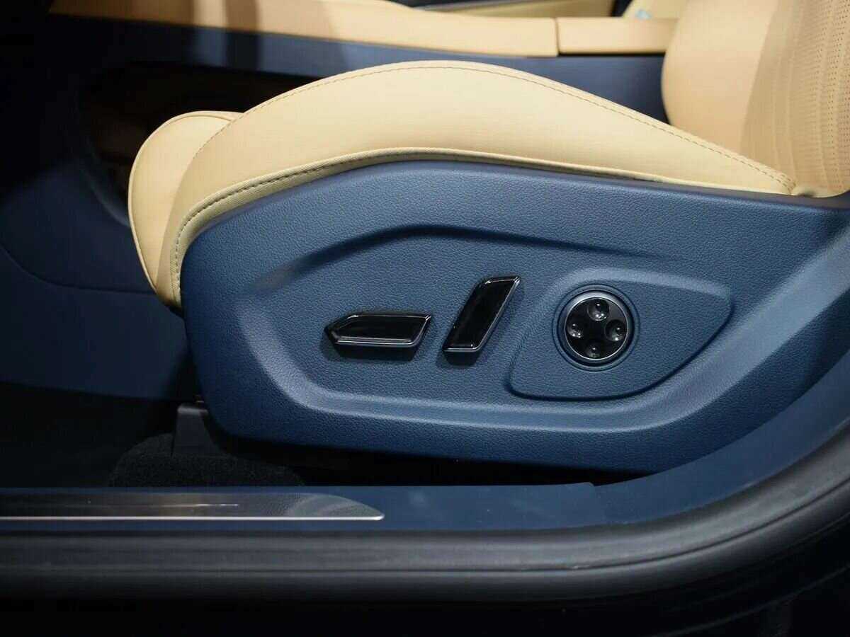 Voyah Free 2023 года с пробегом. Фото: #11