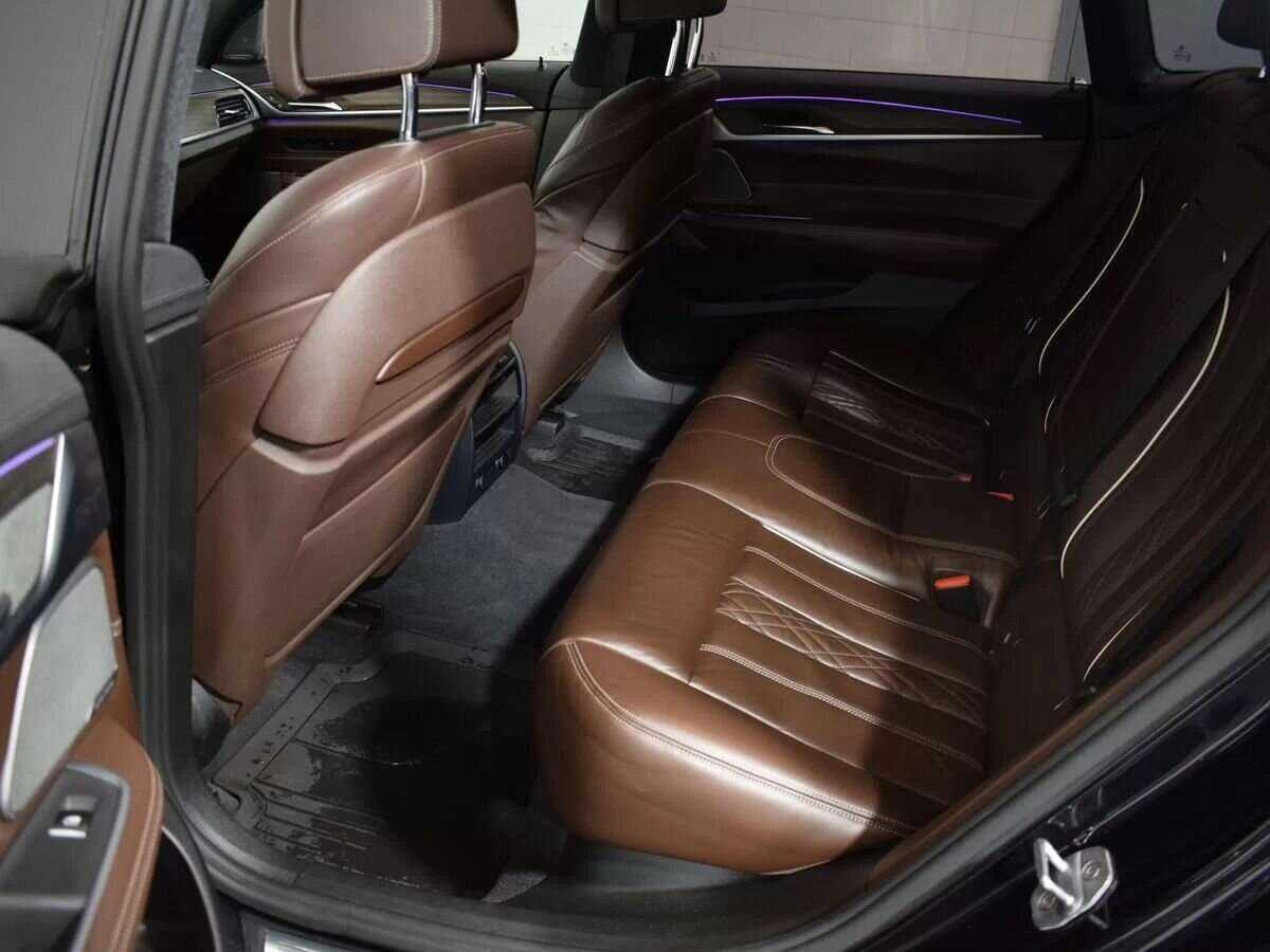 BMW 6 серии 2018 года с пробегом. Фото: #8