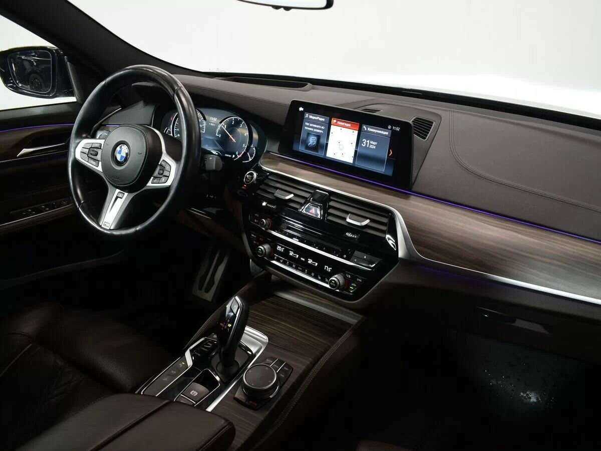 BMW 6 серии 2018 года с пробегом. Фото: #10