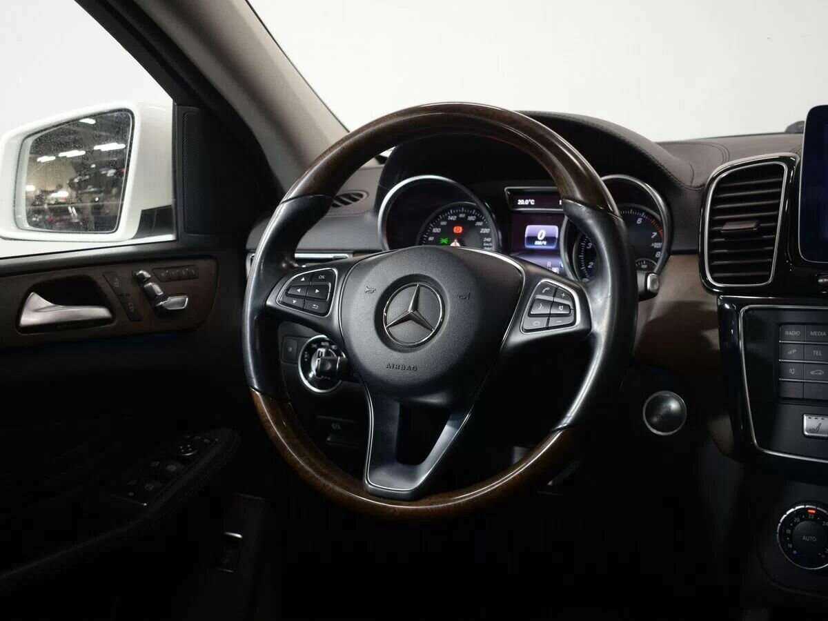 Mercedes-Benz GLE Coupe 2017 года с пробегом. Фото: #9