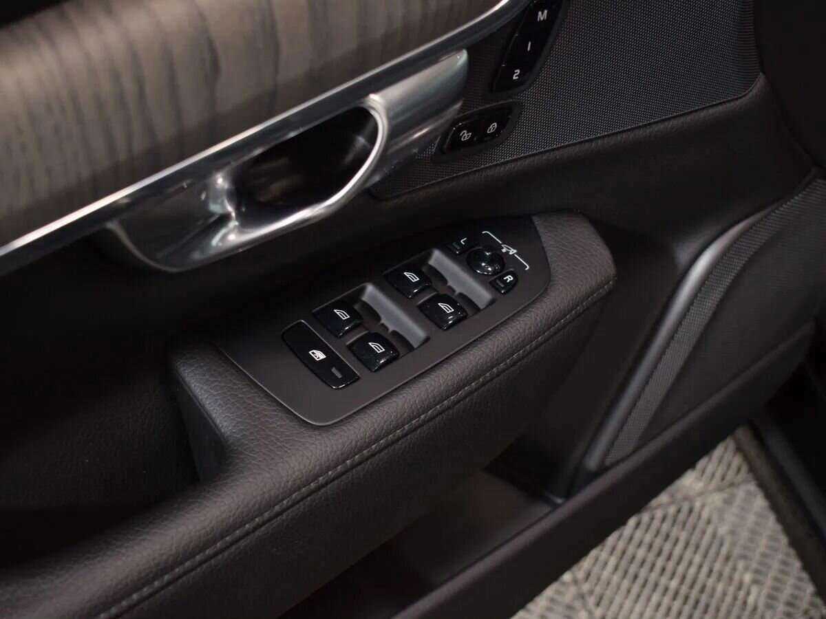 Volvo S90 2021 года с пробегом. Фото: #15