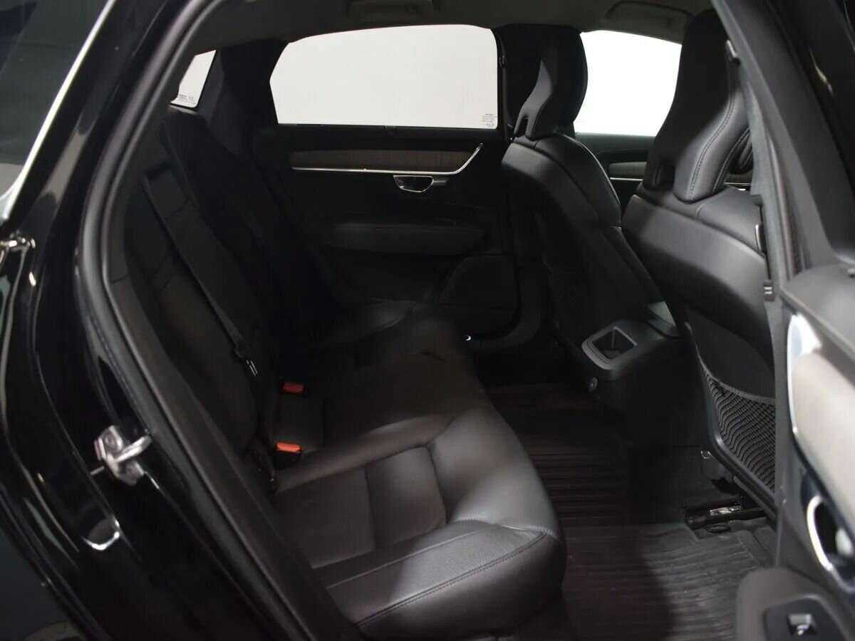 Volvo S90 2021 года с пробегом. Фото: #17