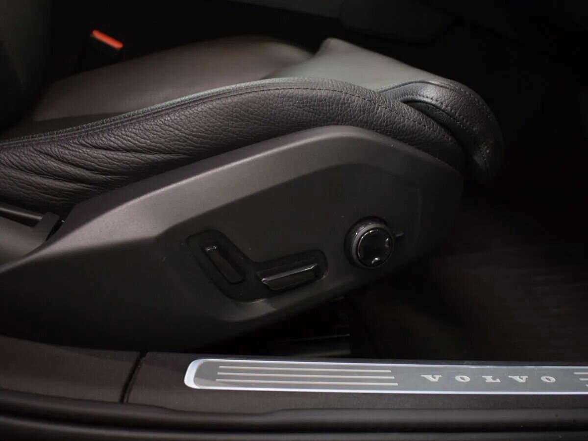 Volvo S90 2021 года с пробегом. Фото: #18