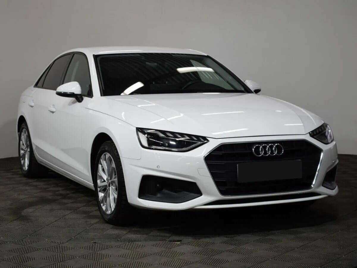 Audi A4 2020 года с пробегом. Фото: #1