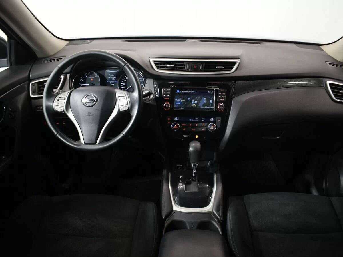 Б/У Ниссан Икс-Трейл 2016 года. Фото: #6