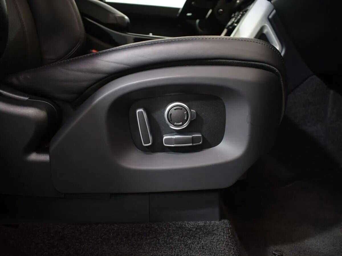 Land Rover Range Rover 2016 года с пробегом. Фото: #17