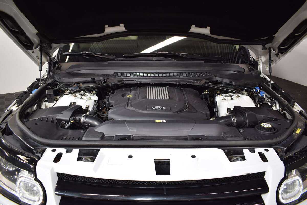 Land Rover Range Rover Sport 2015 года с пробегом. Фото: #6