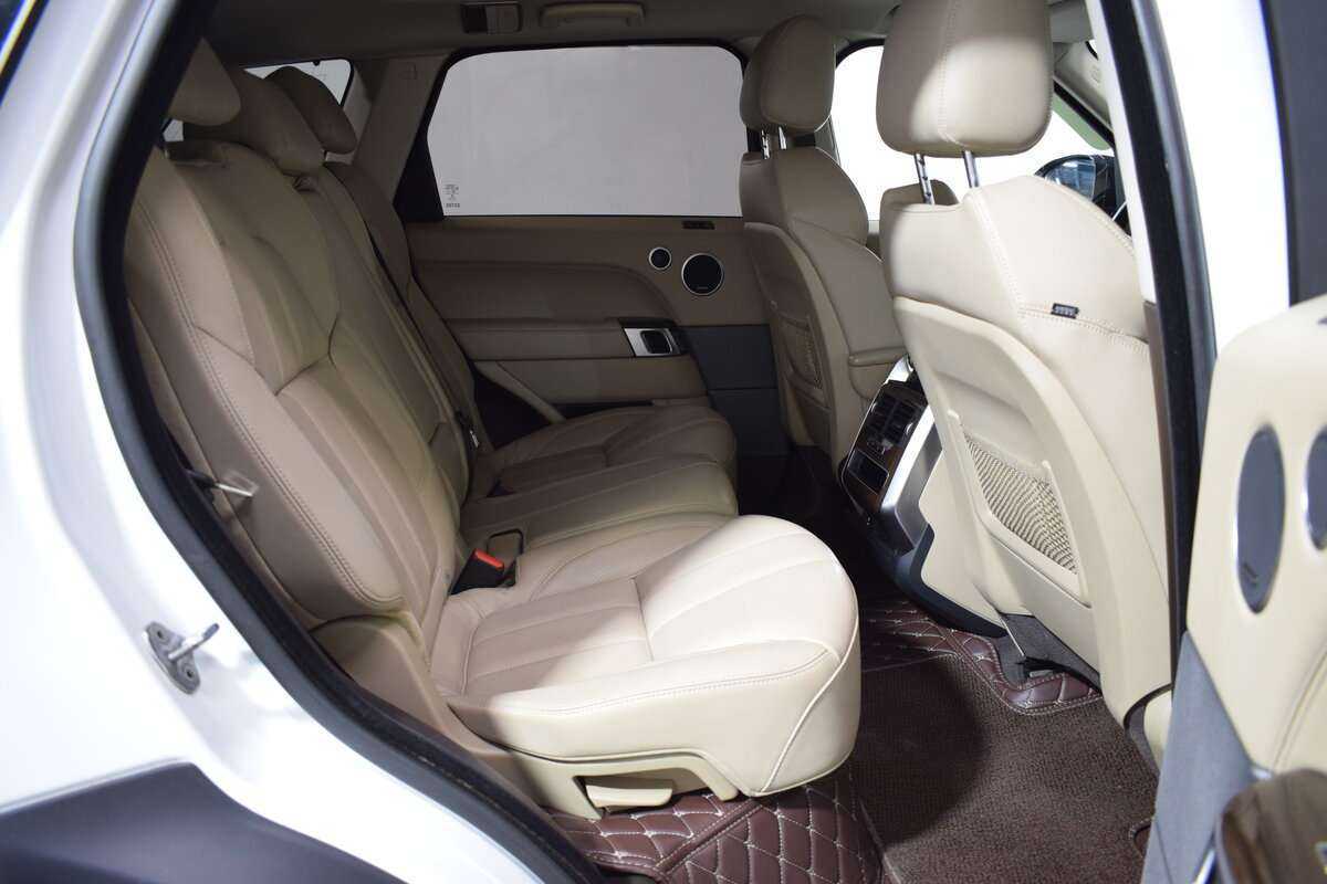 Land Rover Range Rover Sport 2015 года с пробегом. Фото: #20