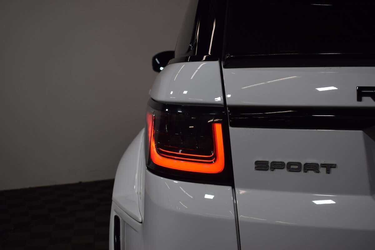 Land Rover Range Rover Sport 2015 года с пробегом. Фото: #33