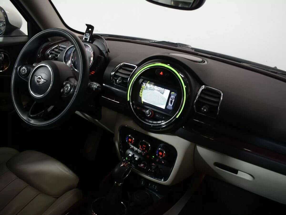 Mini Clubman 2017 года с пробегом. Фото: #9