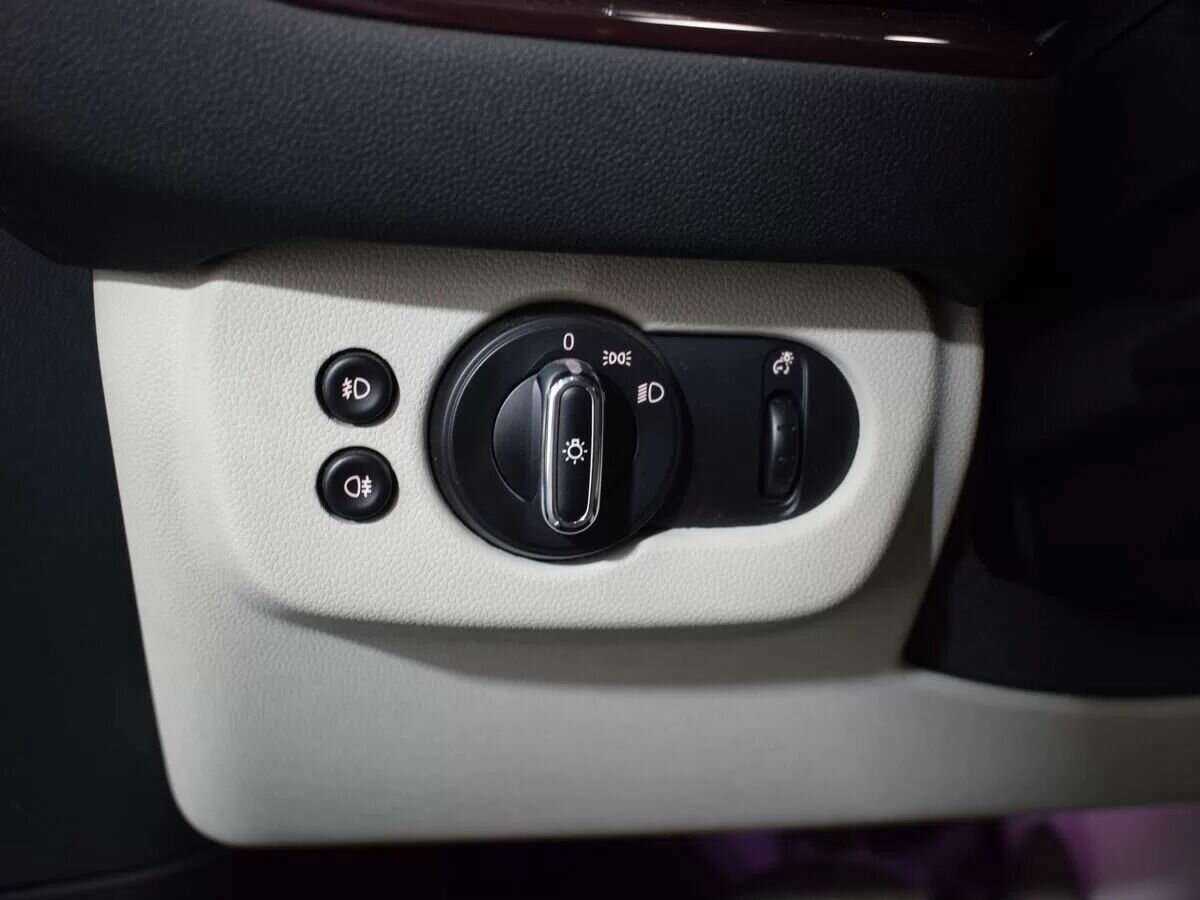 Mini Clubman 2017 года с пробегом. Фото: #12