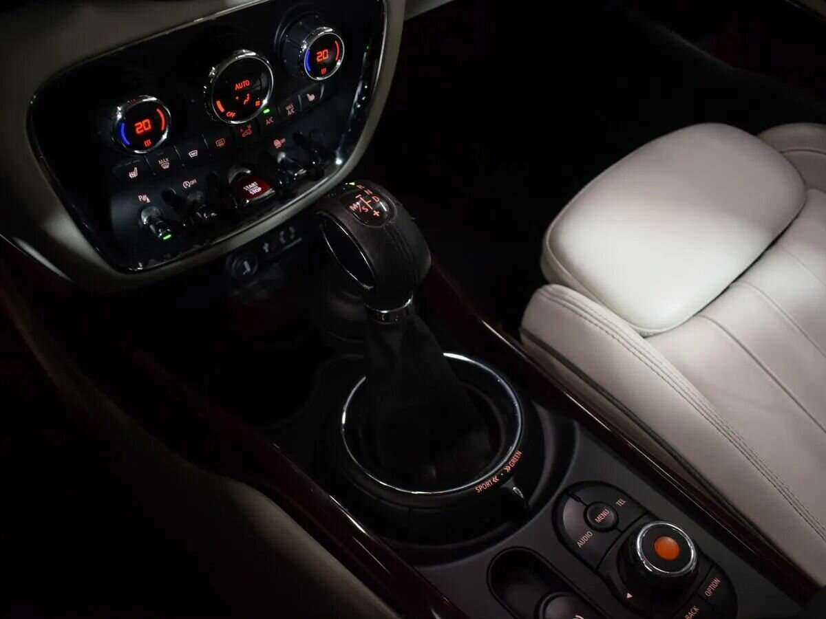 Mini Clubman 2017 года с пробегом. Фото: #18