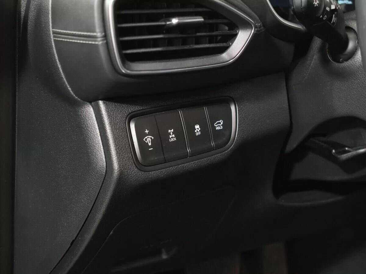 Hyundai Santa Fe 2020 года с пробегом. Фото: #16