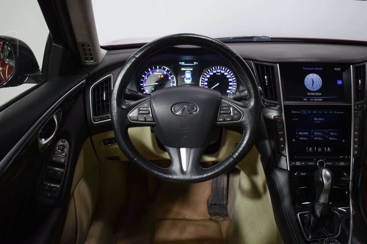 Infiniti Q50 2015 года с пробегом. Фото: #9