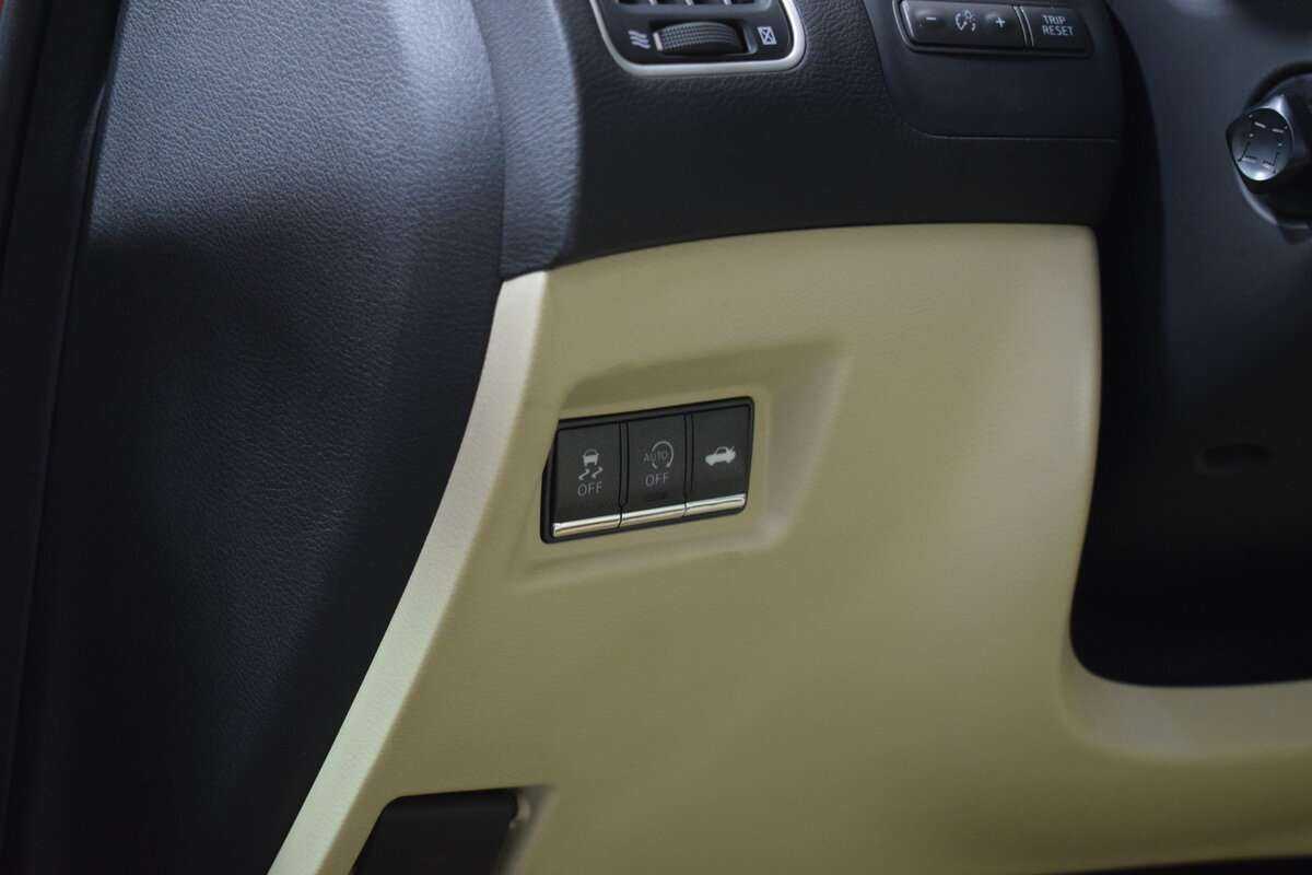 Infiniti Q50 2015 года с пробегом. Фото: #16