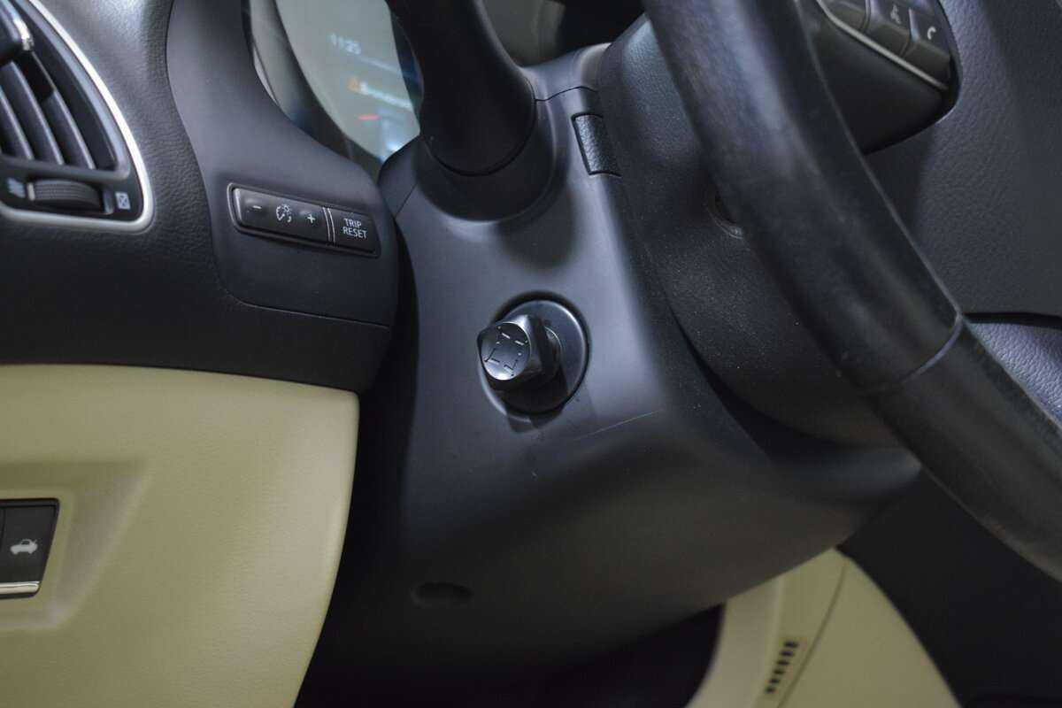 Infiniti Q50 2015 года с пробегом. Фото: #17