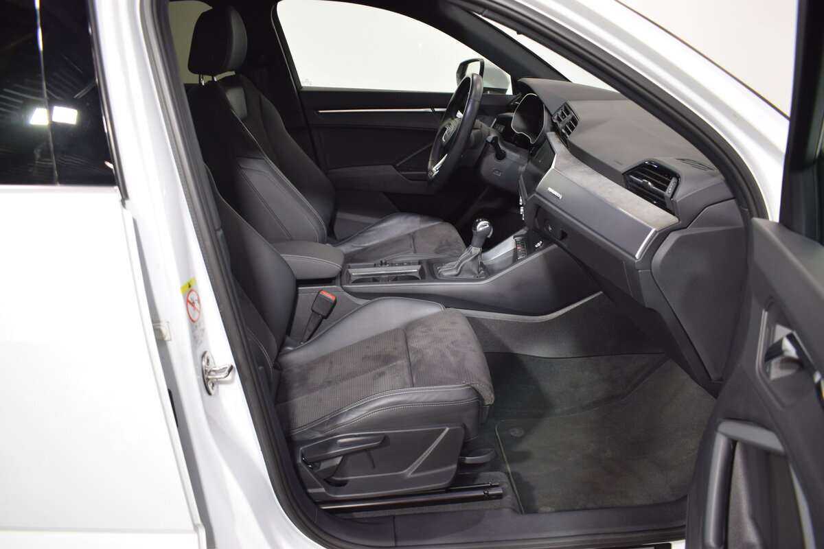 Audi Q3 Sportback 2021 года с пробегом. Фото: #11